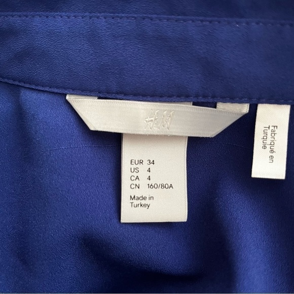 H&m Royal Blue Roll Tab Sleeve Blouse Size 4 - Picture 6 of 8